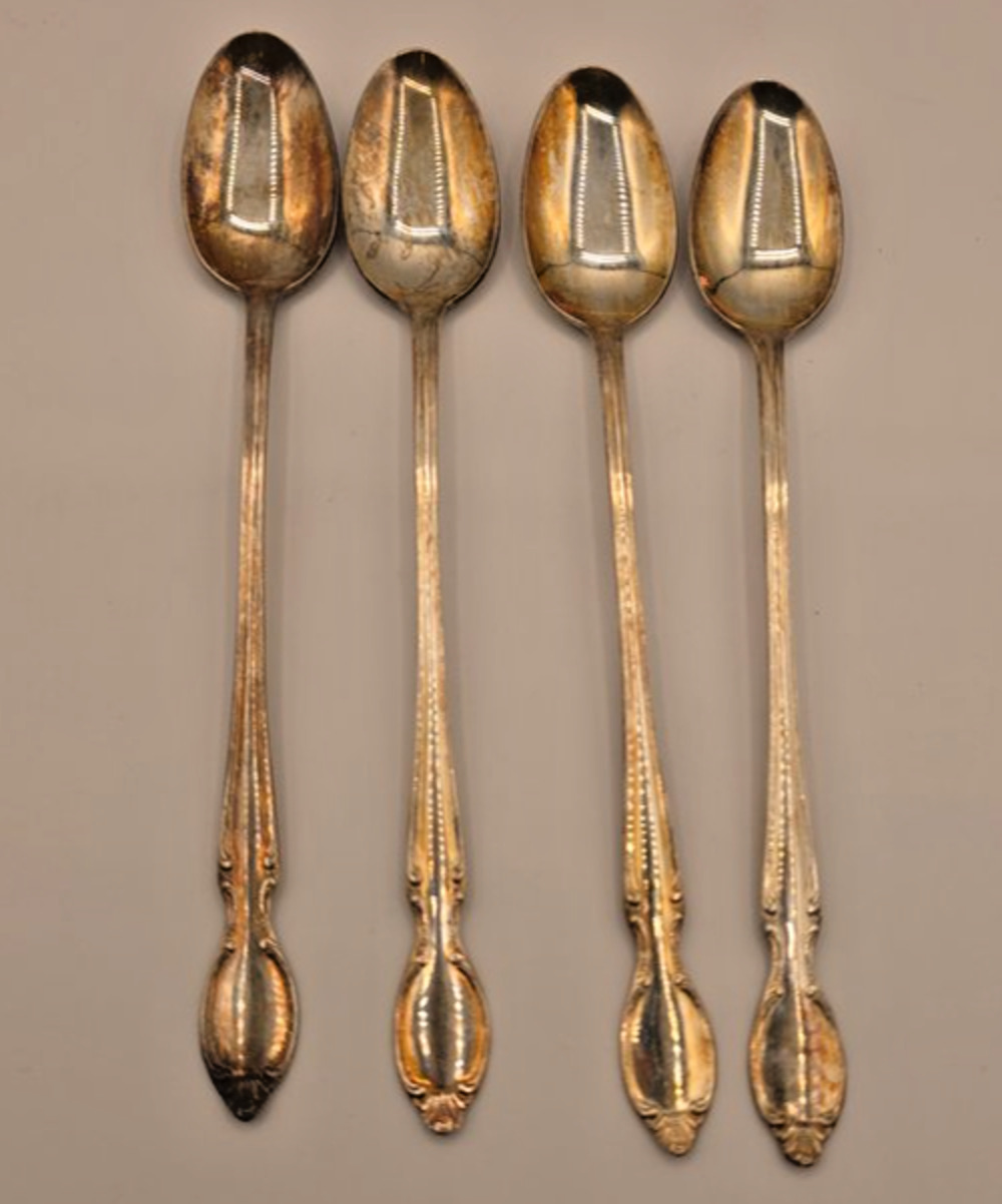 Vintage WM Rogers Silver-Plated Teaspoons - Set of 4